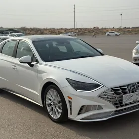 Hyundai Sonata 2021