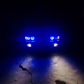 BMW 525 1990