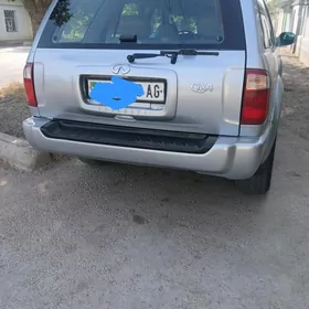 Nissan Pathfinder 2003