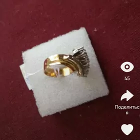 кольцо с  бриллиантами