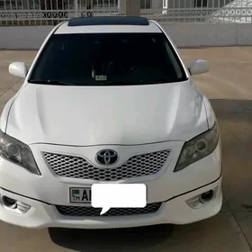 Toyota Camry 2011