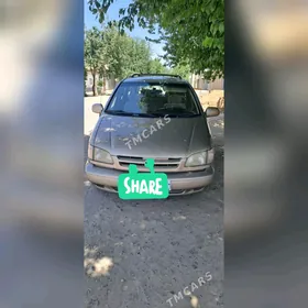 Toyota Sienna 2000