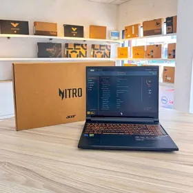 Nitro V16/i7-14/RTX4060/32GB