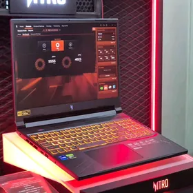 Acer Nitro v16/i7-14/RTX4050
