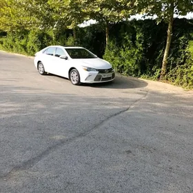 Toyota Camry 2016