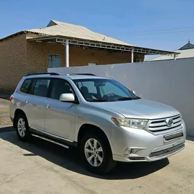 Toyota Highlander 2011