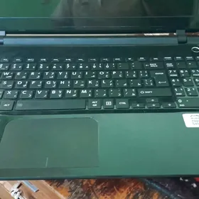 Noutbuk kompyuter toshibo