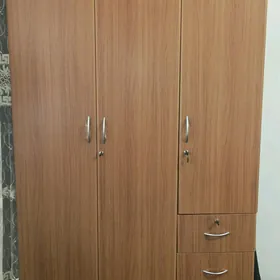mebel şkaf