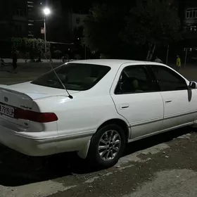 Toyota Camry 1997