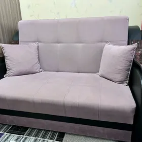 Диван