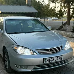 Toyota Camry 2005
