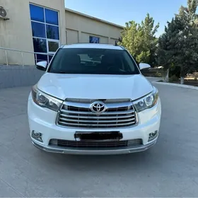 Toyota Highlander 2016