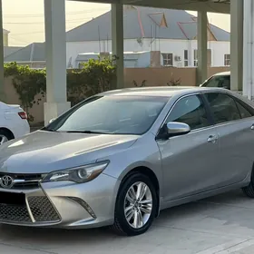 Toyota Camry 2015