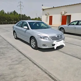 Toyota Camry 2010