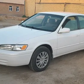 Toyota Camry 1998