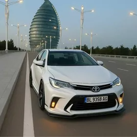 Toyota Avalon 2016