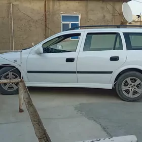 Opel Astra 2000