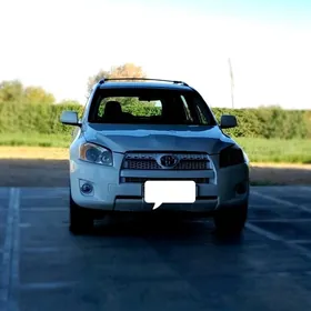 Toyota RAV4 2011