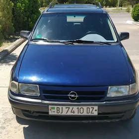 Opel Astra 1993