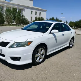 Toyota Camry 2011