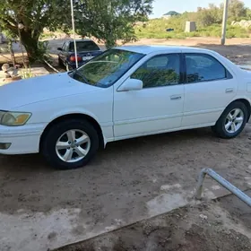 Toyota Camry 1999
