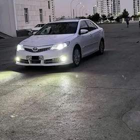 Toyota Camry 2012