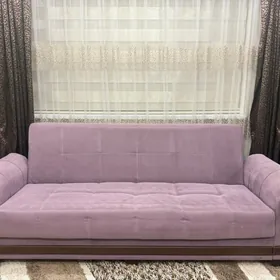 Диван