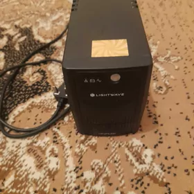 Lw ups  650
