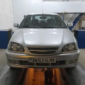 Toyota Avensis 1998