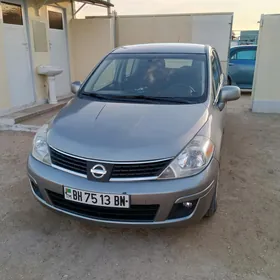 Nissan Versa 2010