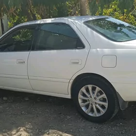 Toyota Camry 1998
