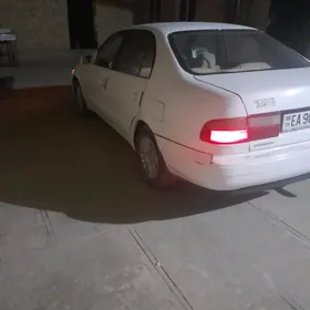Toyota Corona 1995