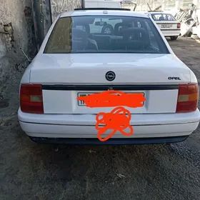 Opel Vectra 1990