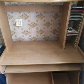 стол компьютерный