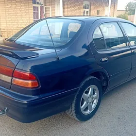 Nissan Cefiro 1995