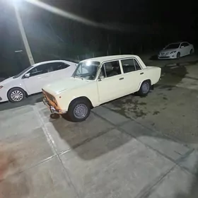Lada 2104 1980