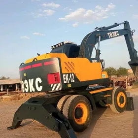 Caterpillar Excavator 2003