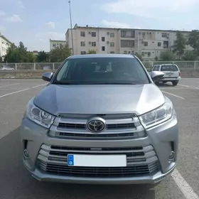Toyota Highlander 2019