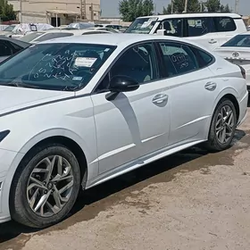 Hyundai Sonata 2021