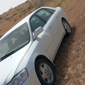 Toyota Avalon 2000