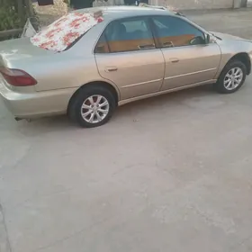 Honda Accord 2000