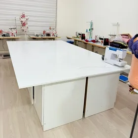 Biçüw stol