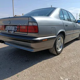 BMW 525 1990