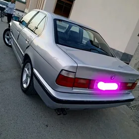 BMW 525 1990