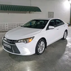 Toyota Camry 2017