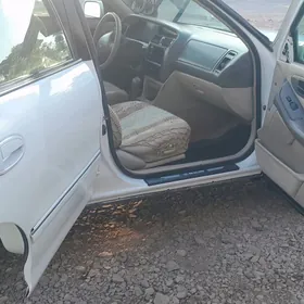 Toyota Avalon 1999
