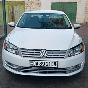 Volkswagen Passat 2012