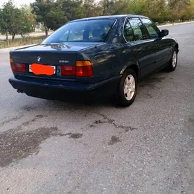 BMW 520 1990