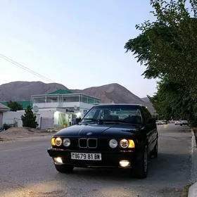 BMW 525 1992