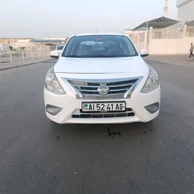 Nissan Sunny 2021